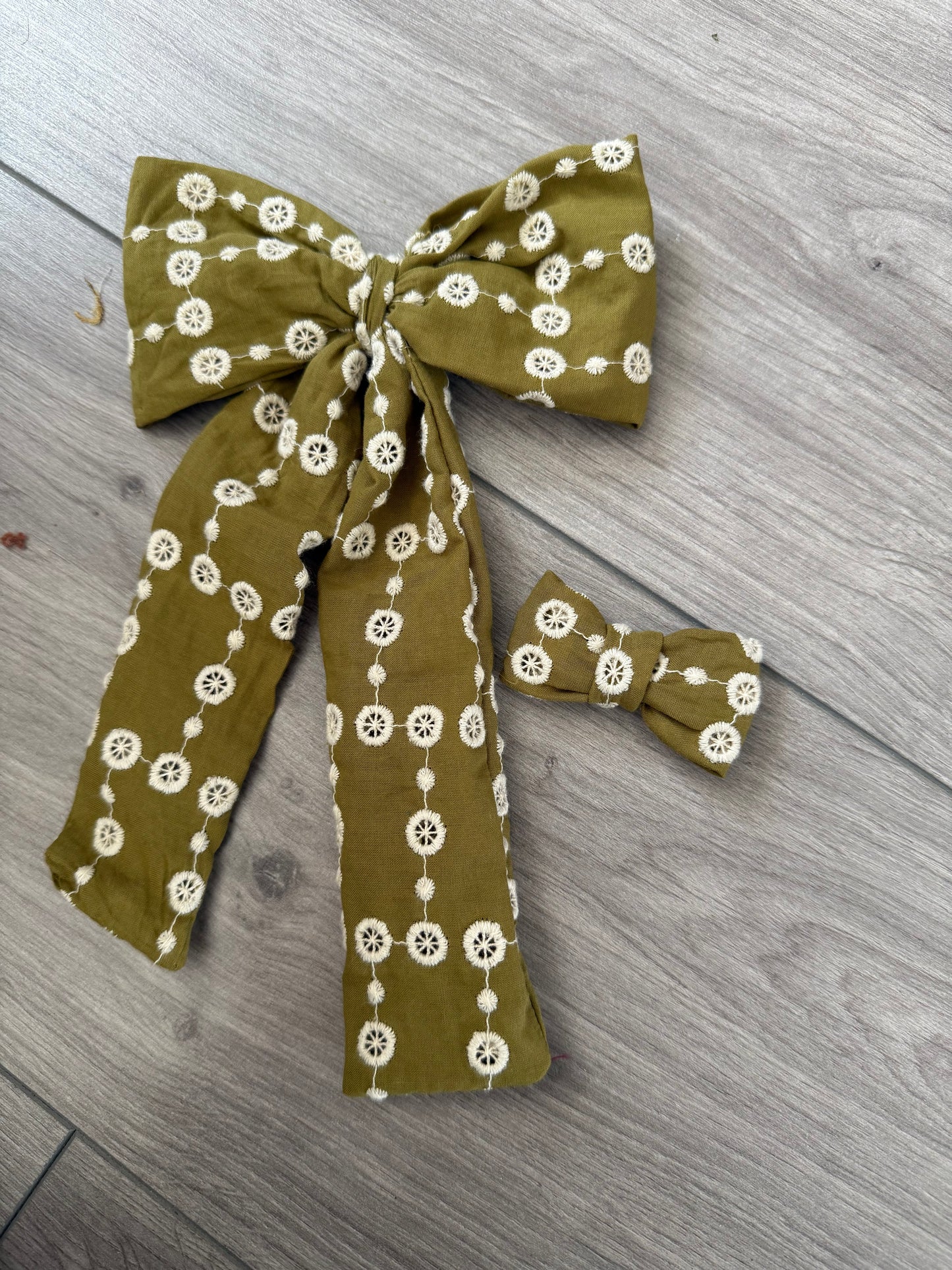 Duo de Nœuds Matchy-Matchy – Complicité et Style Partagé