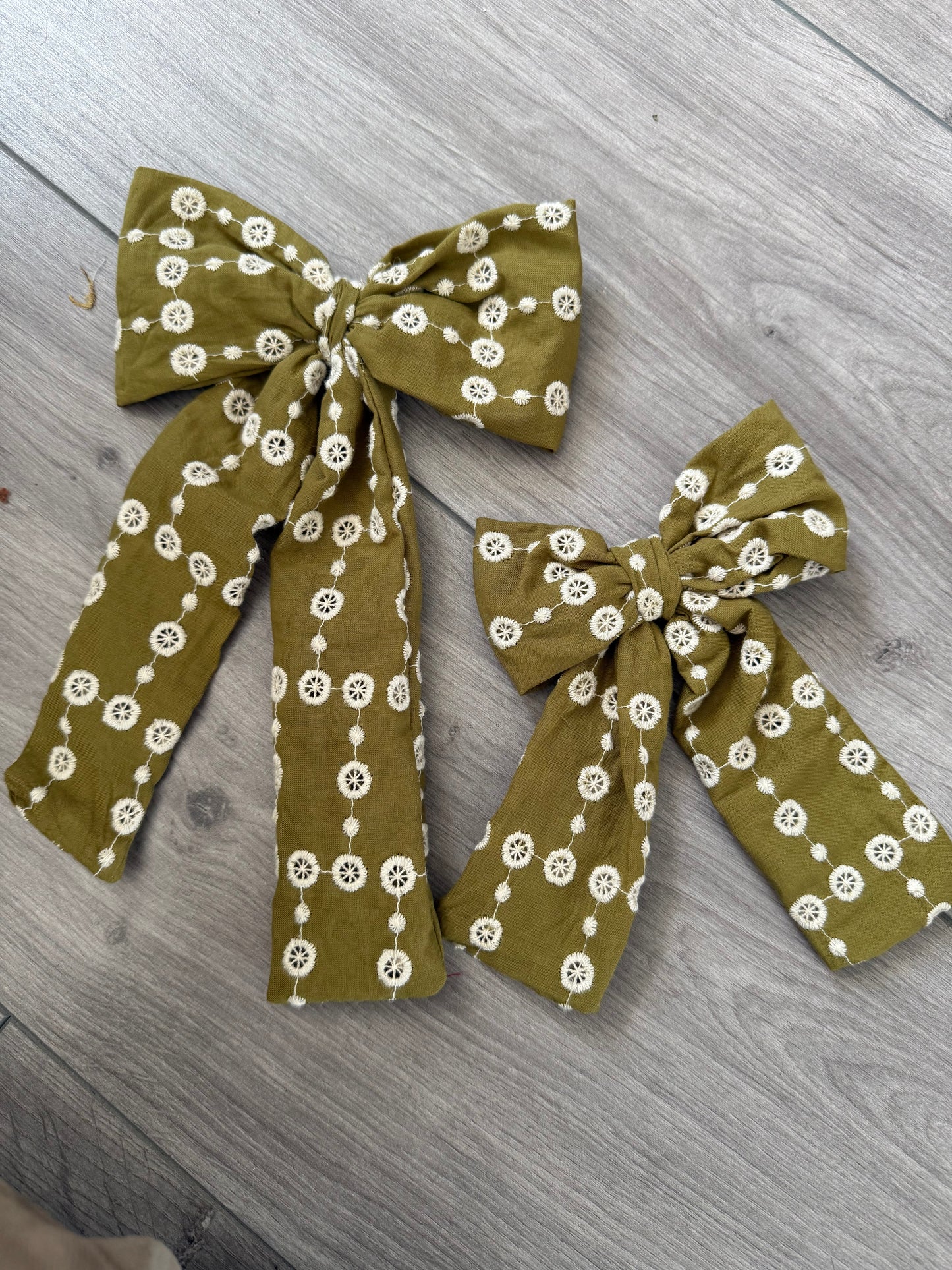 Duo de Nœuds Matchy-Matchy – Complicité et Style Partagé